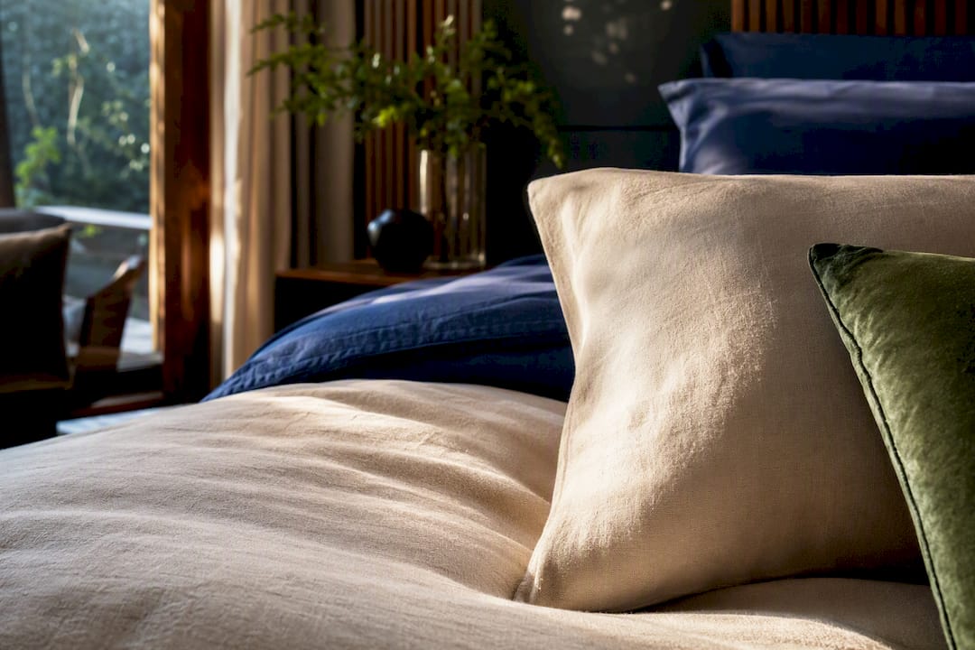 60/30/10 Bedding Color Combinations That Work in 2026