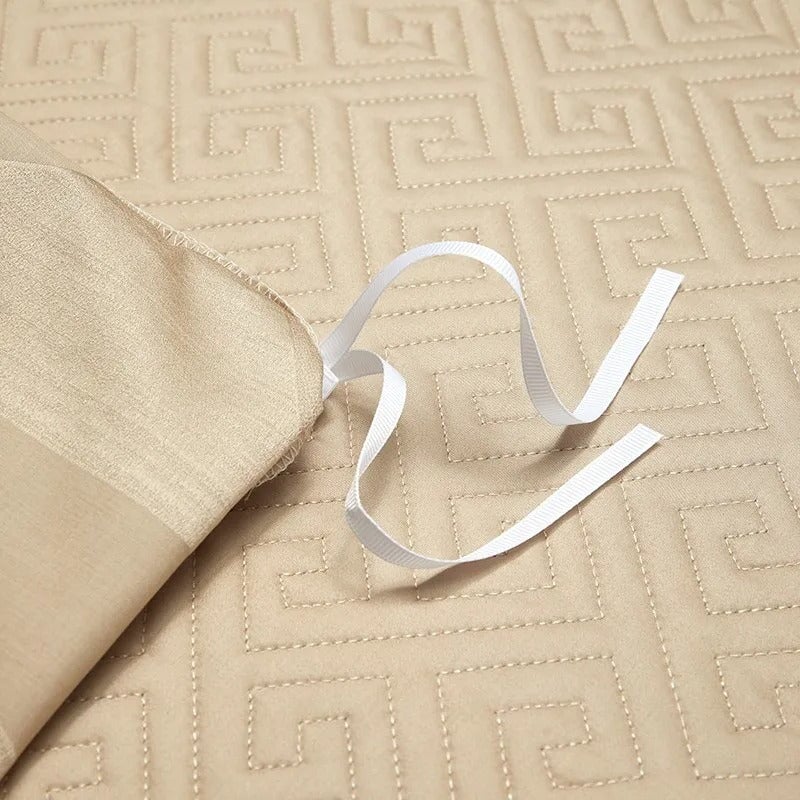 Diamond Weave Luxury Bedding Set