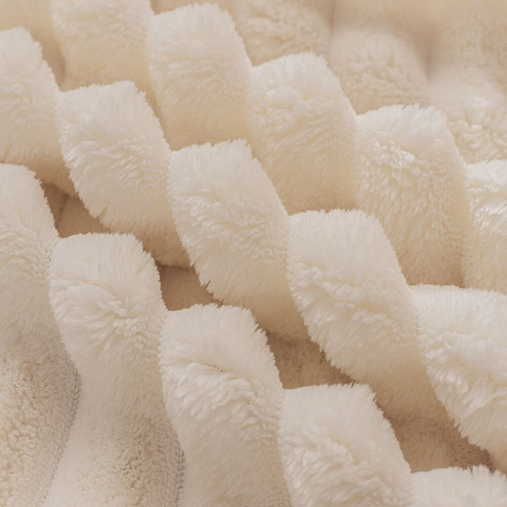Fluffy Ribbed White Duvet Cover Set