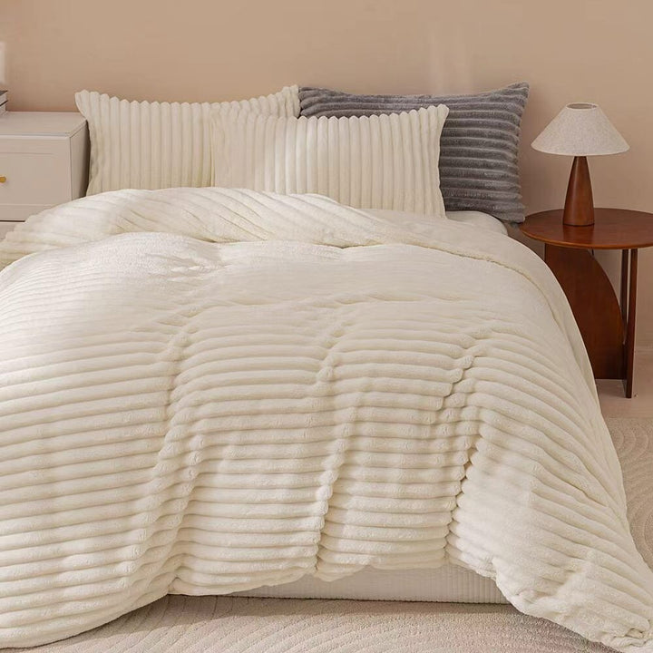 Fluffy Ribbed White Duvet Cover Set