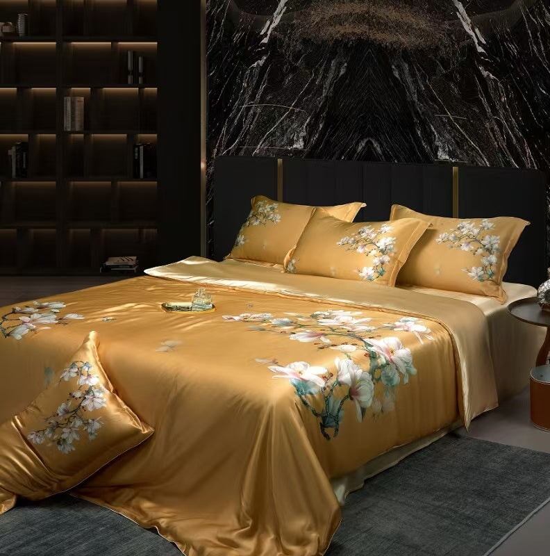 Hazel Bloom Mulberry Silk 22 mm Bedding Set