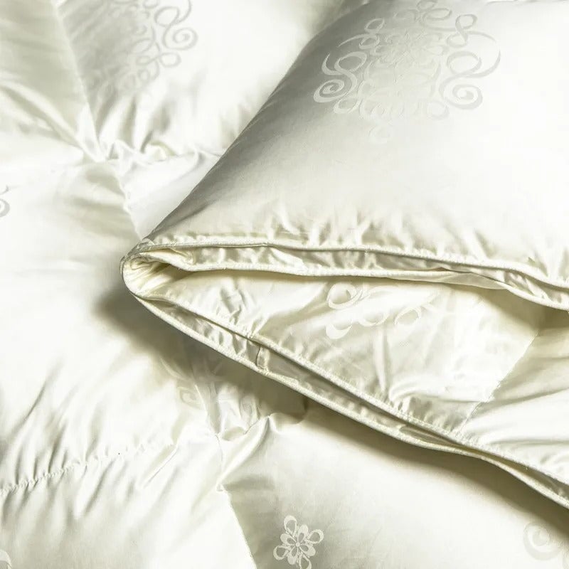 Luxury Metallic All-Season Goose Down Duvet