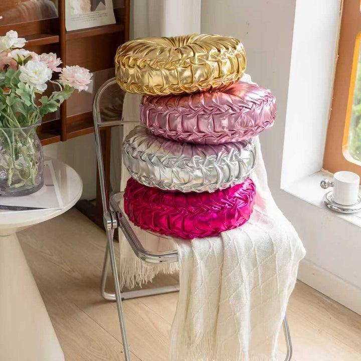 Metallic Circular Scatter Cushion With Filling