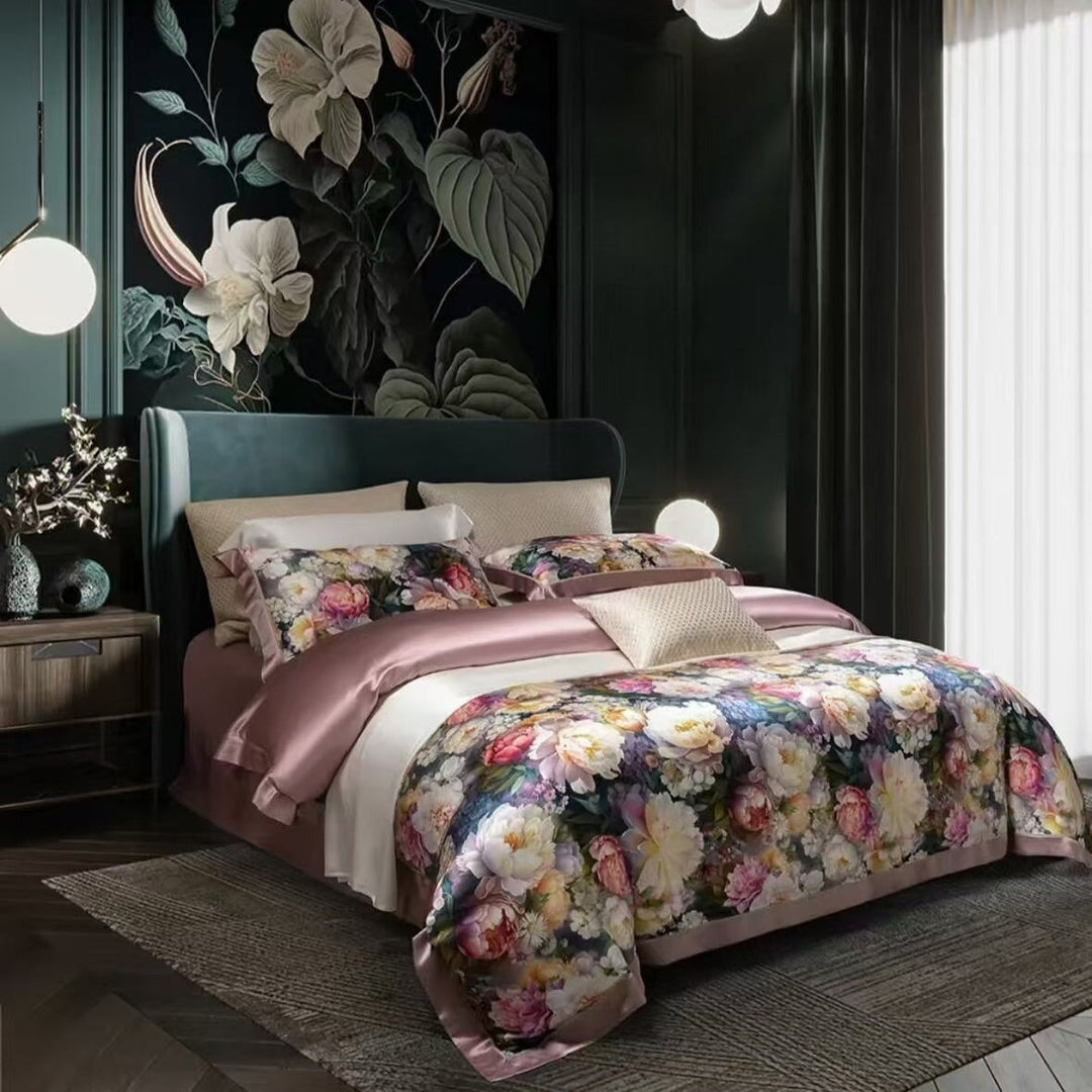 Misty Bloom Mulberry Silk 22 mm Bedding Set