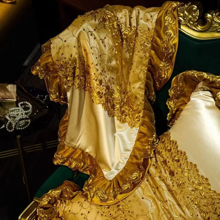 Regal Golden Edge Luxury Bedding Set