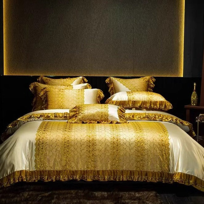 Regal Golden Edge Luxury Bedding Set