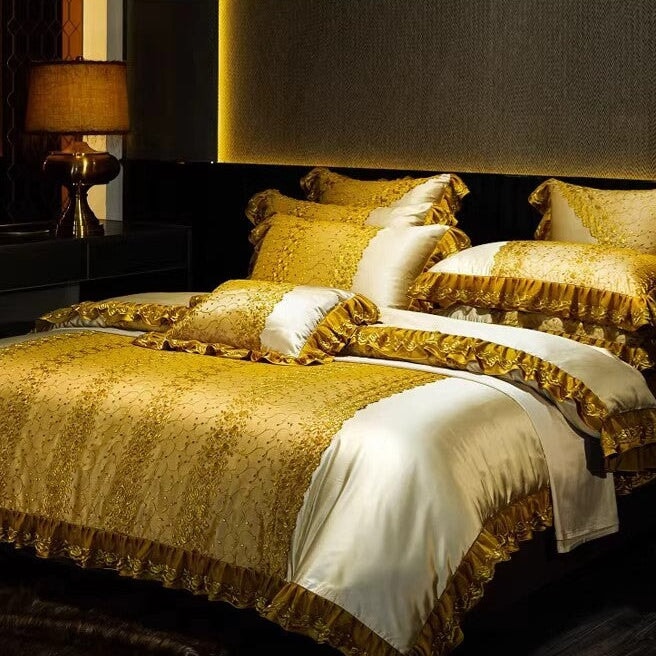 Regal Golden Edge Luxury Bedding Set