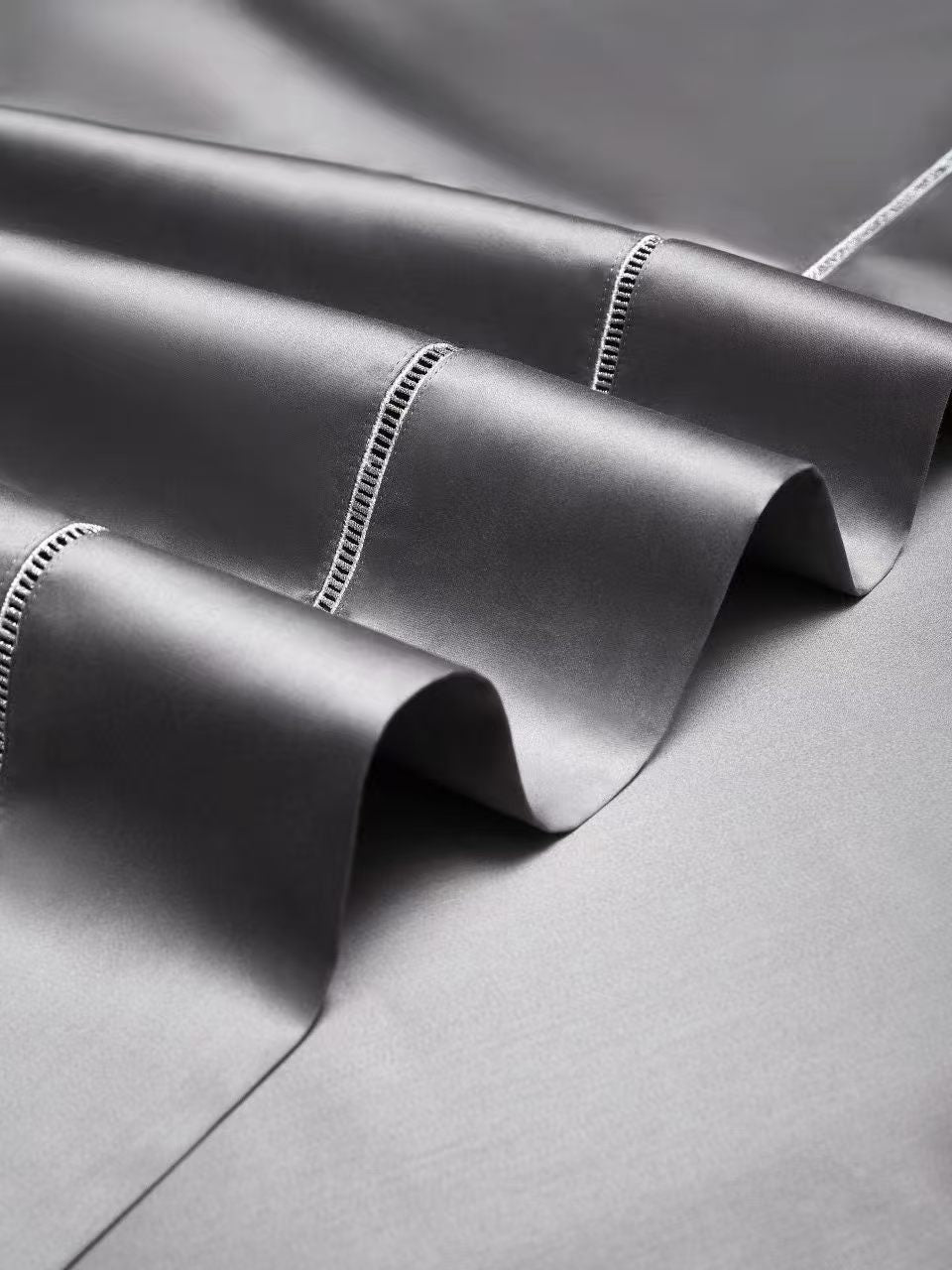 Linnea Charcoal 1200 TC Duvet Cover Set - folded trim close-up