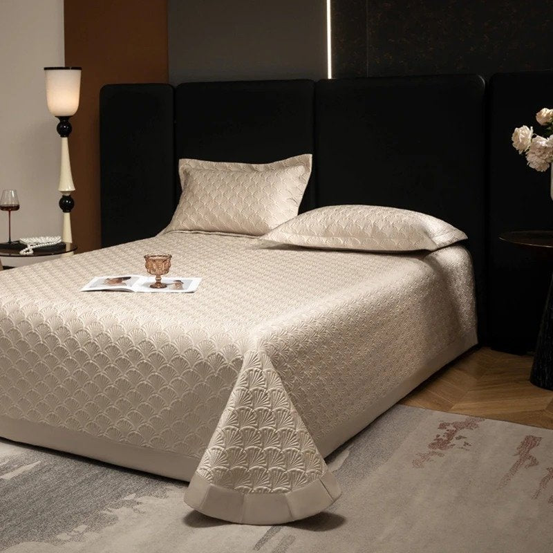Seashell Quilted Bedspread Set