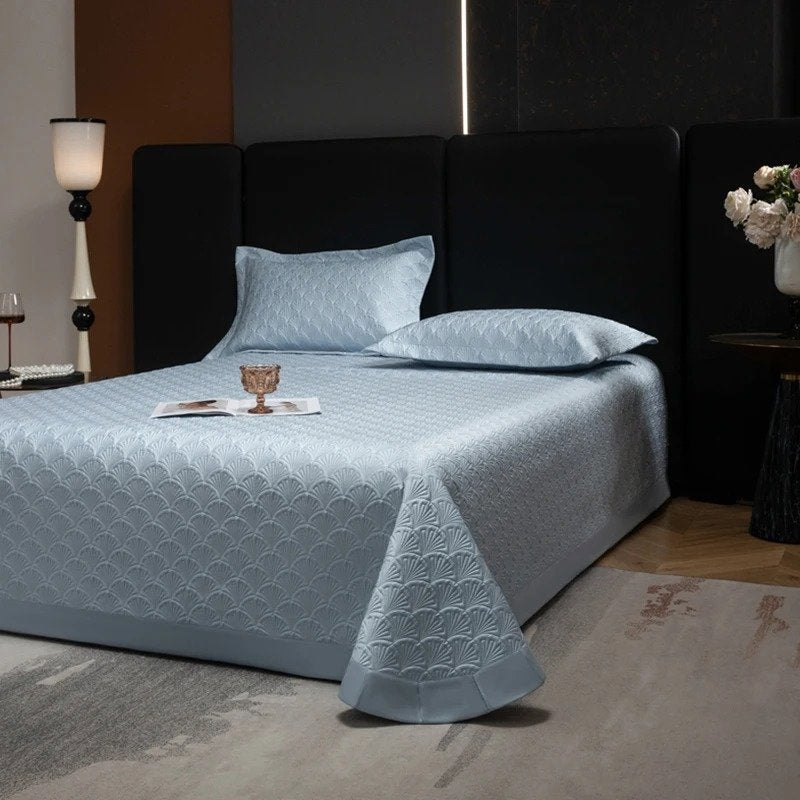 Seashell Quilted Bedspread Set