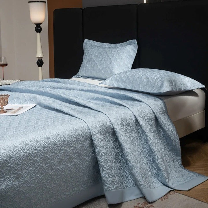 Seashell Quilted Bedspread Set