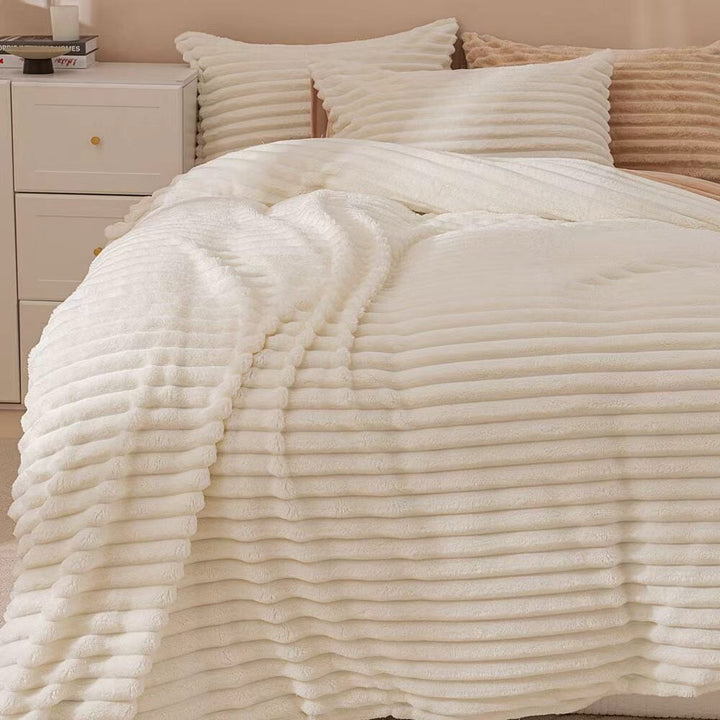 White & Brown Fluffy Ribbed Duvet Cover Set
