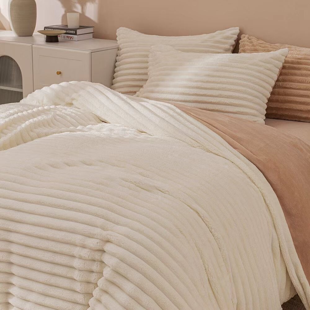 White & Brown Fluffy Ribbed Duvet Cover Set