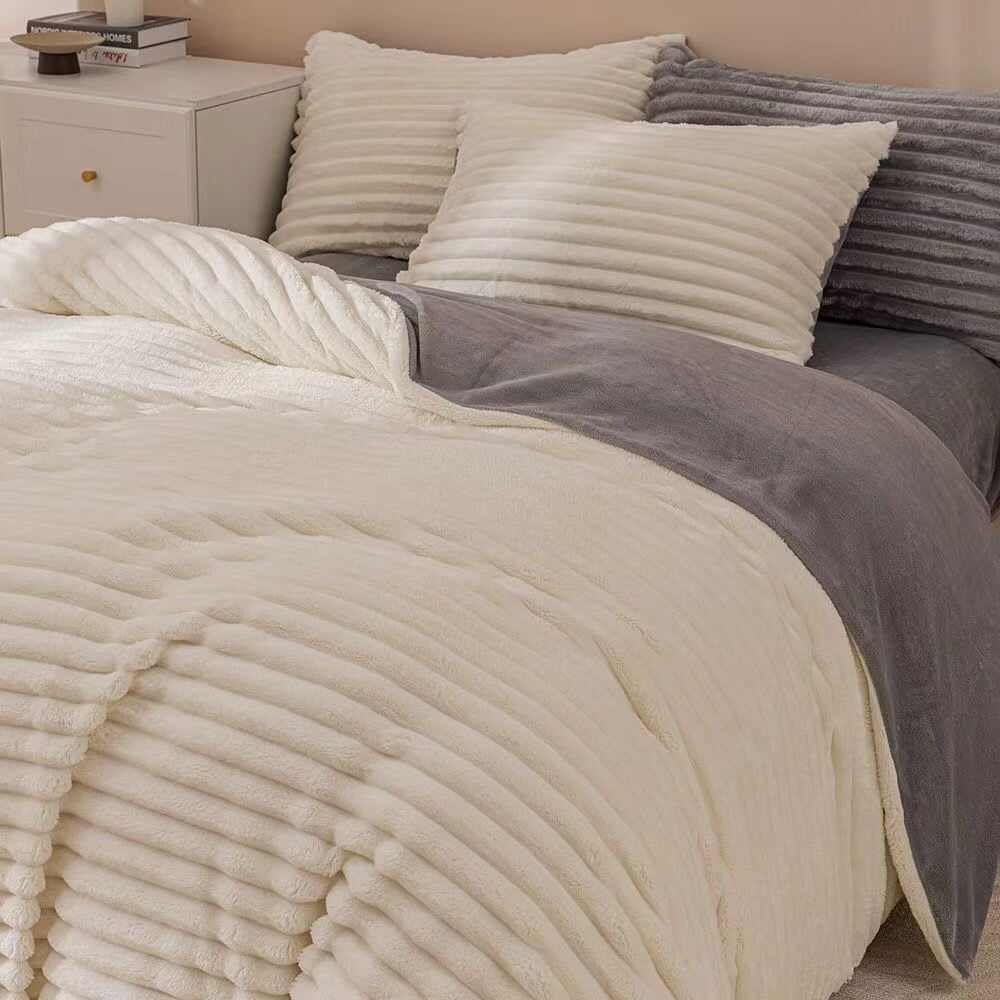 White & Grey Fluffy Ribbed Duvet Cover Set