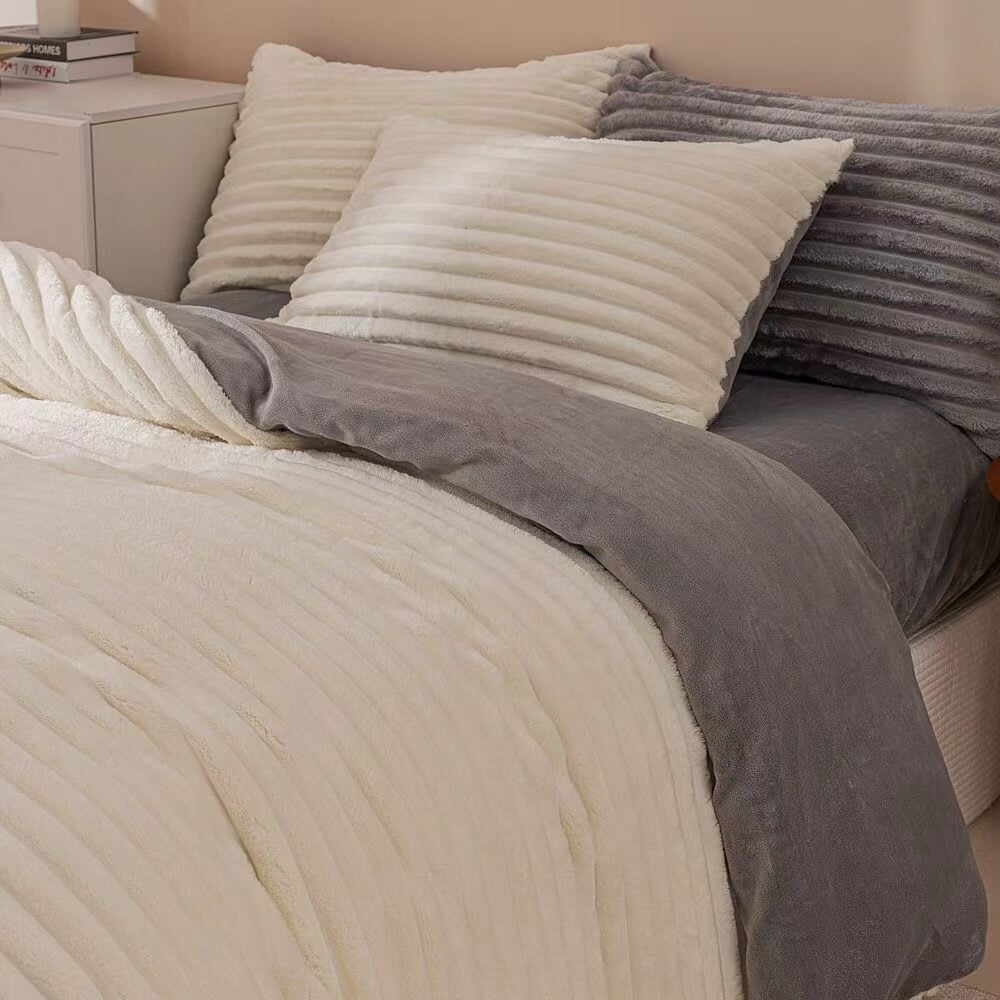 White & Grey Fluffy Ribbed Duvet Cover Set