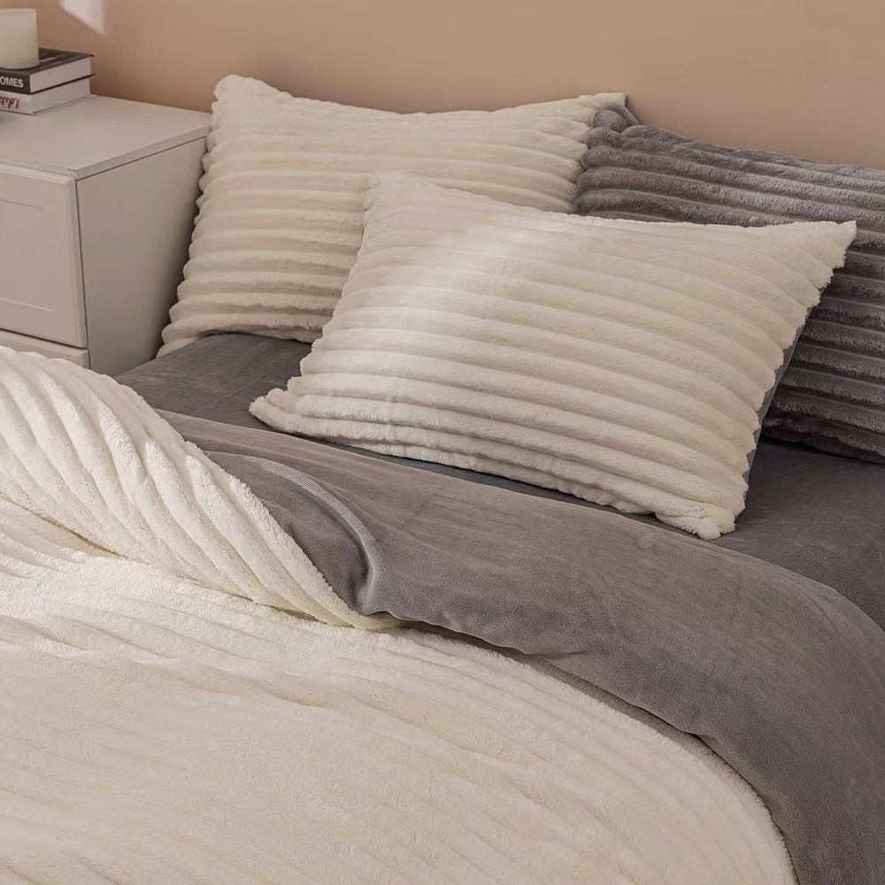 White & Grey Fluffy Ribbed Duvet Cover Set