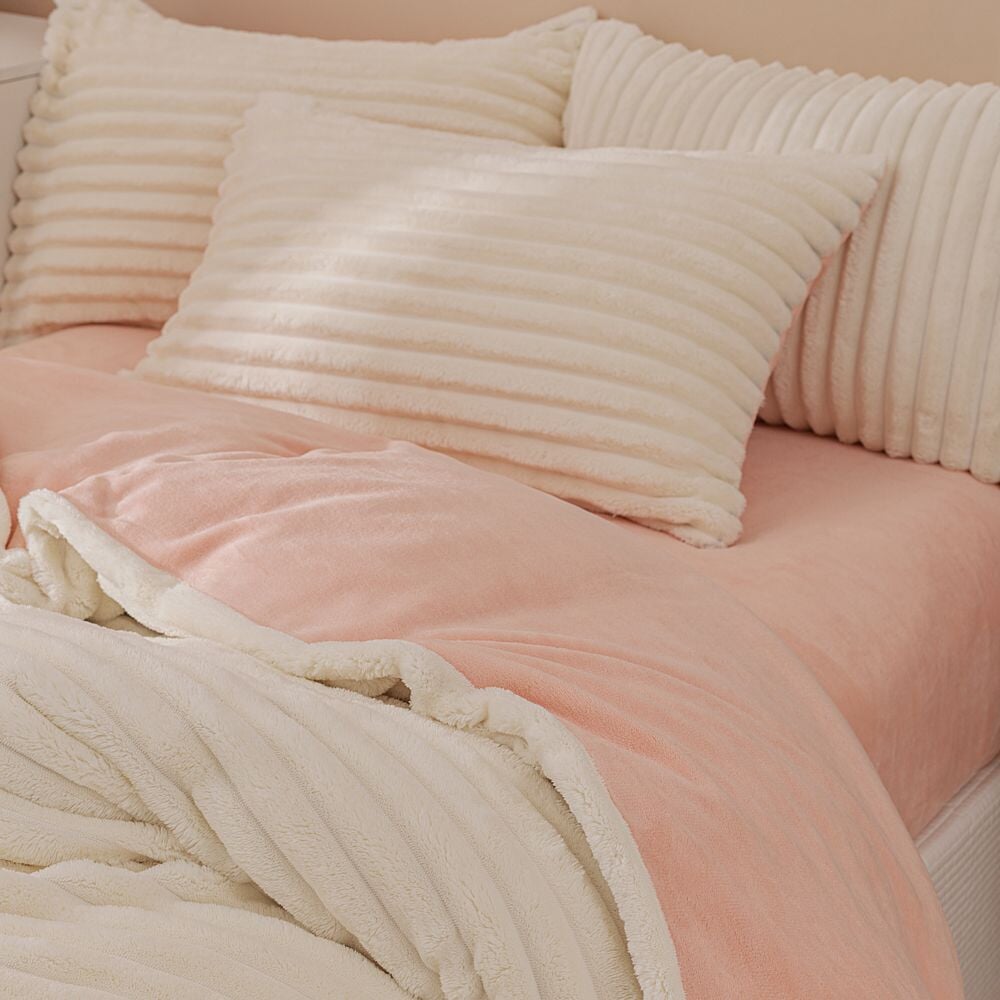White & Pink Fluffy Ribbed Duvet Cover Set