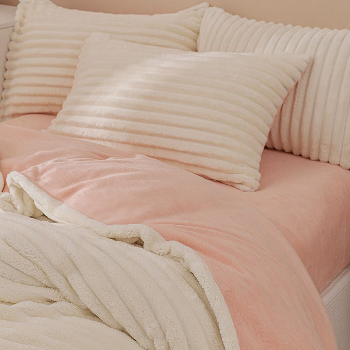 White & Pink Fluffy Ribbed Duvet Cover Set
