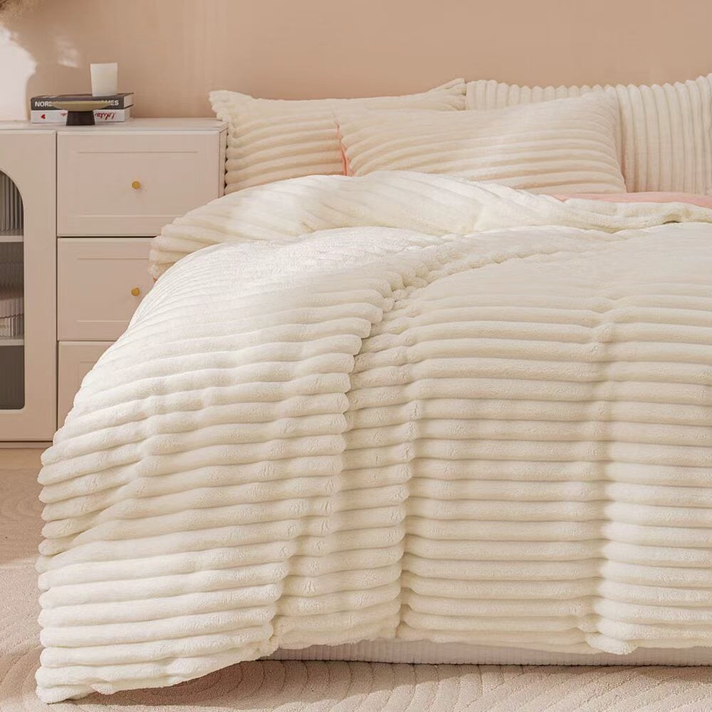 White & Pink Fluffy Ribbed Duvet Cover Set
