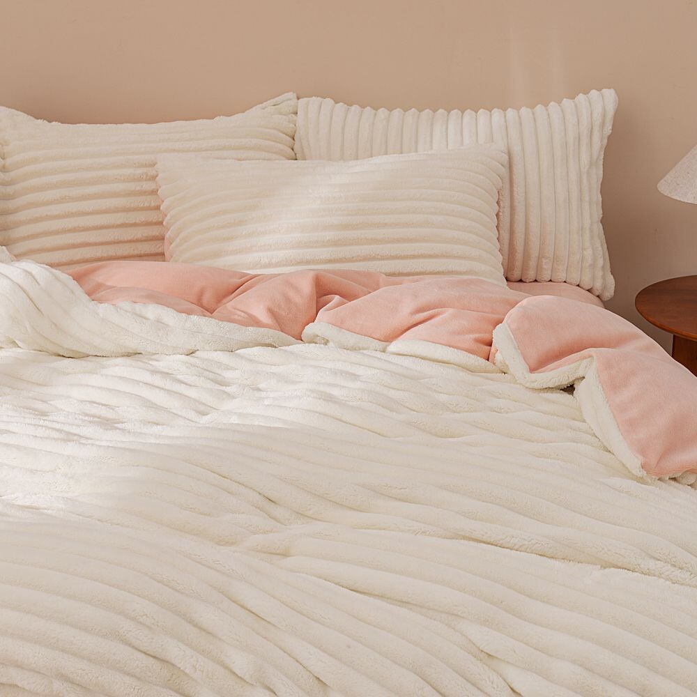 White & Pink Fluffy Ribbed Duvet Cover Set