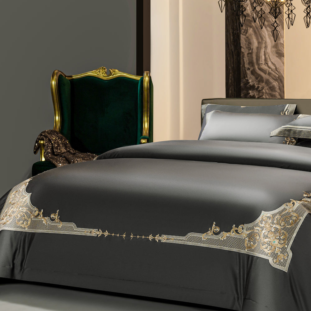 Cleopatra's Dream Luxury Duvet Cover Set