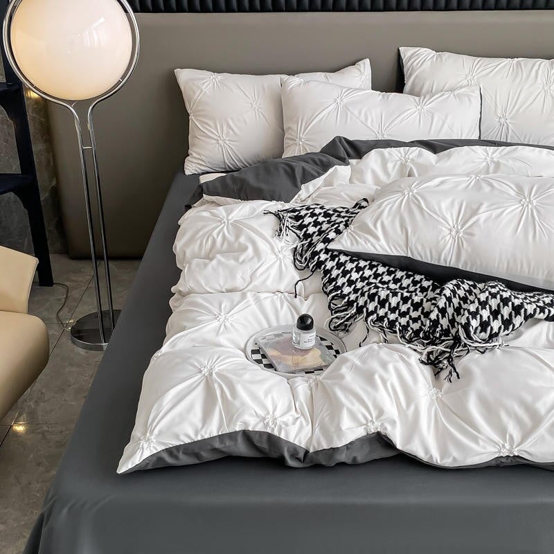 Pinch Pleated White/Grey 4 Piece Duvet Cover Set Bedding Roomie Design 