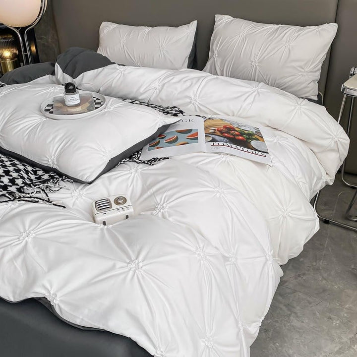 Pinch Pleated White/Grey 4 Piece Duvet Cover Set