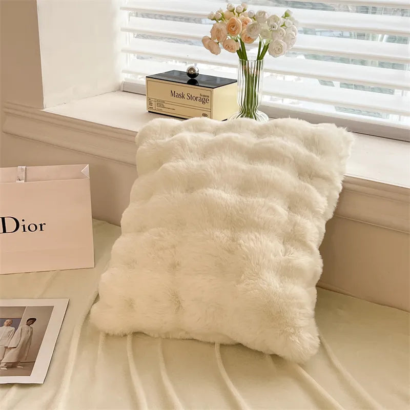 Rabbit Faux-Fur Blanket Blanket & Pillow Cover Bedding Roomie Design Pillow: 45x45 cm (18x18 in) Off White 