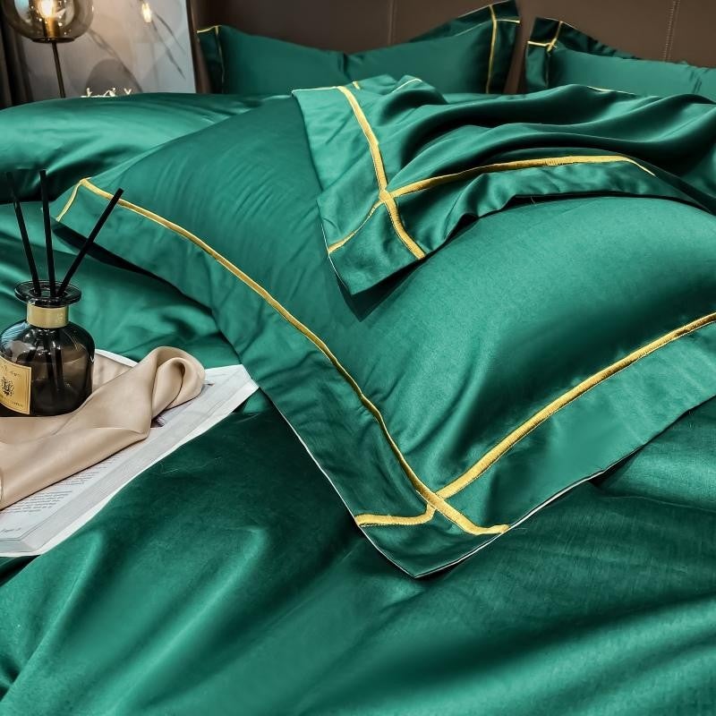 The Simple Embroidered Duvet Cover Set (Green/Beige)