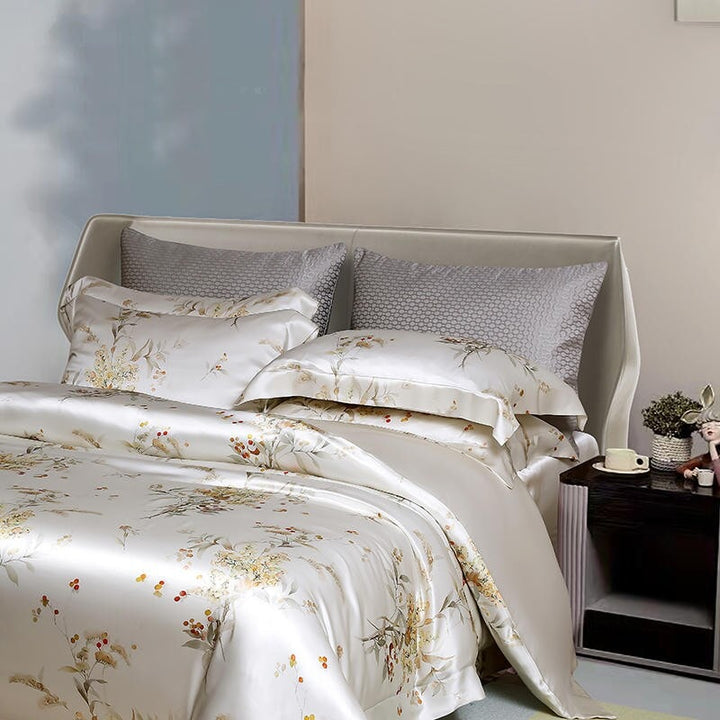 Winterberry 22 Momme Mulberry Silk Duvet Cover Set